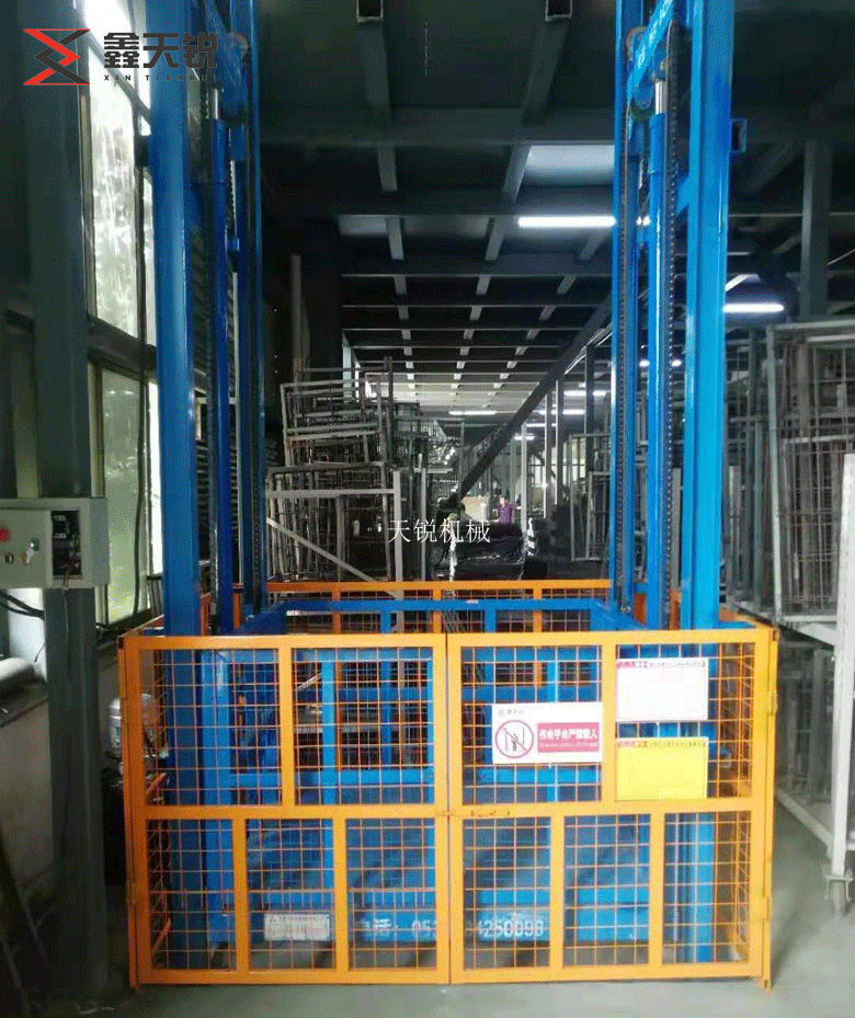 克孜勒苏工厂升降货梯